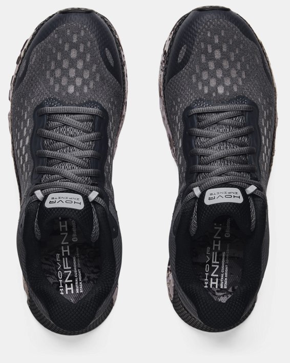 รองเท้าวิ่ง UA HOVR™ Infinite 3 Reflect Camo สำหรับผู้ชาย, Gray, pdpMainDesktop image number 2